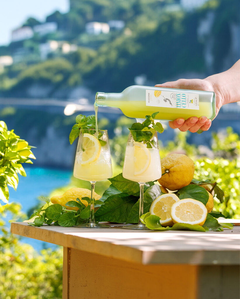 Limoncello - typisk for Amalfikysten