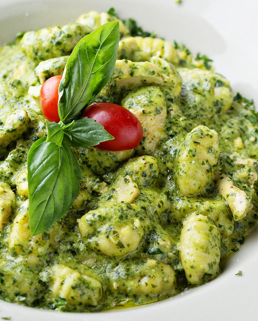 Gnocchi med pesto